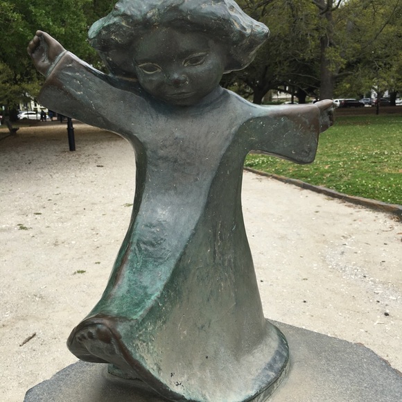 Meet your Posher, Bonnie - Picture 10 of 16